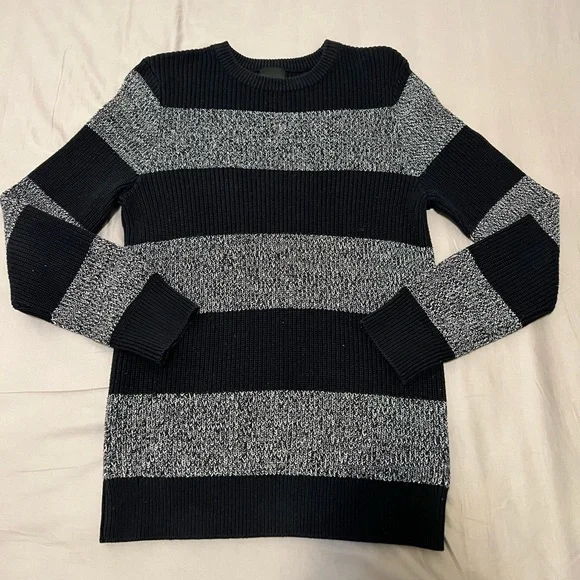 Textured blue striped crewneck sweater - Picture 2 of 5